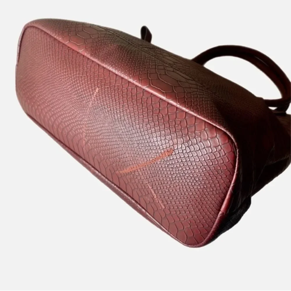 Relic Burgundy Crocodile Embossed Leather Shoulder Purse